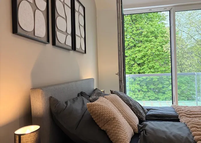 Stylish With Terrace In The 19th Arrondissement