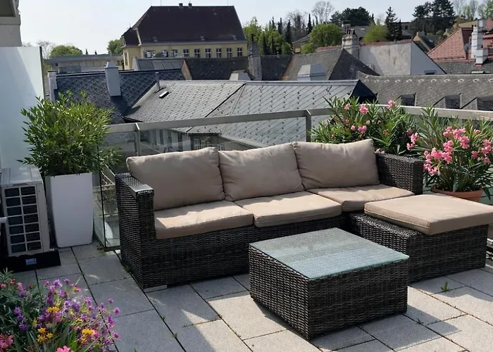 Stylish With Terrace In The 19th Arrondissement *